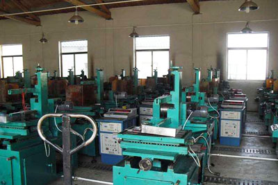 沈陽機(jī)械設(shè)備噴漆在使用過程中的注意事項(xiàng)！